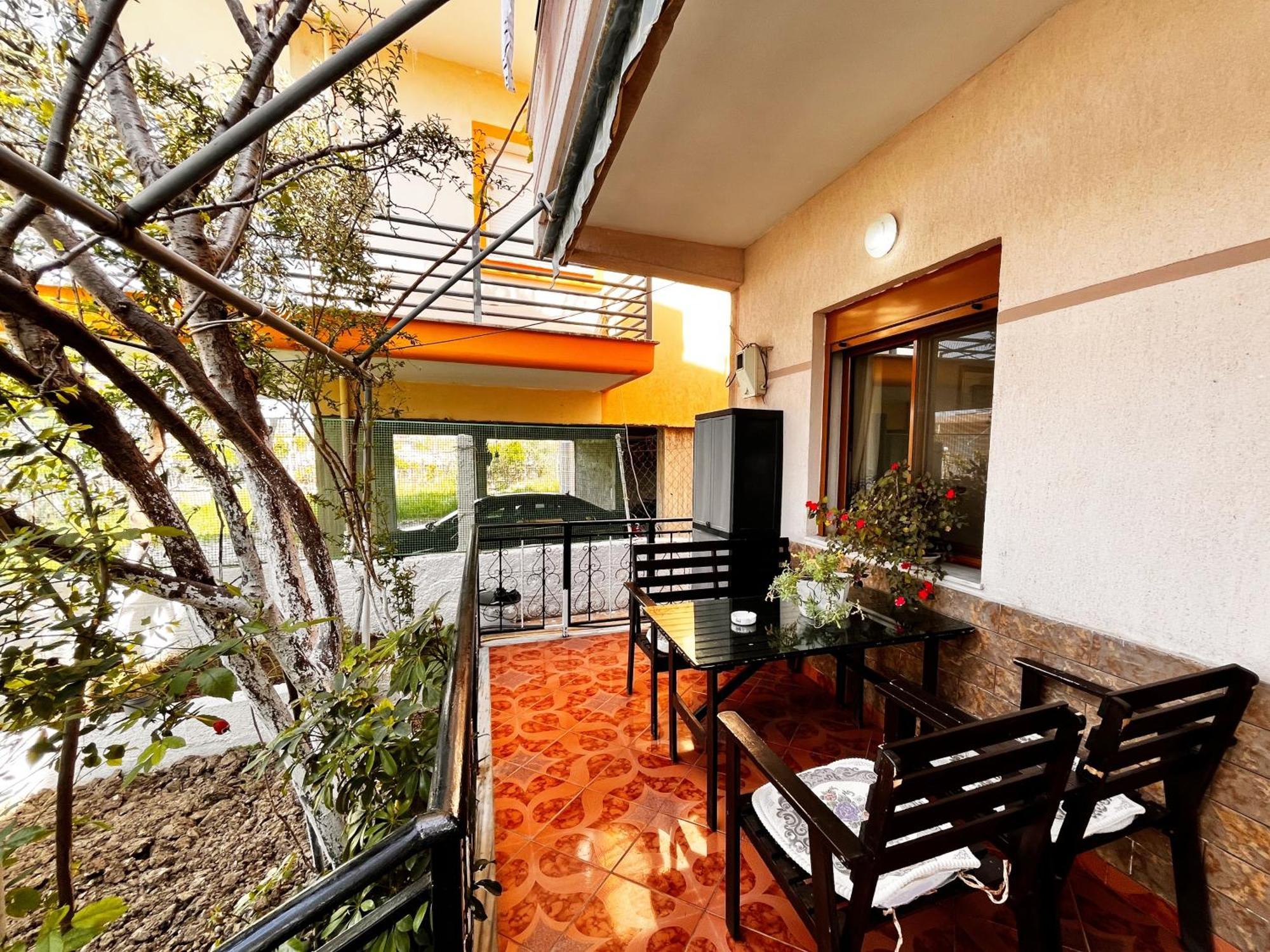Beach & Chill Apartments Vlore Luaran gambar