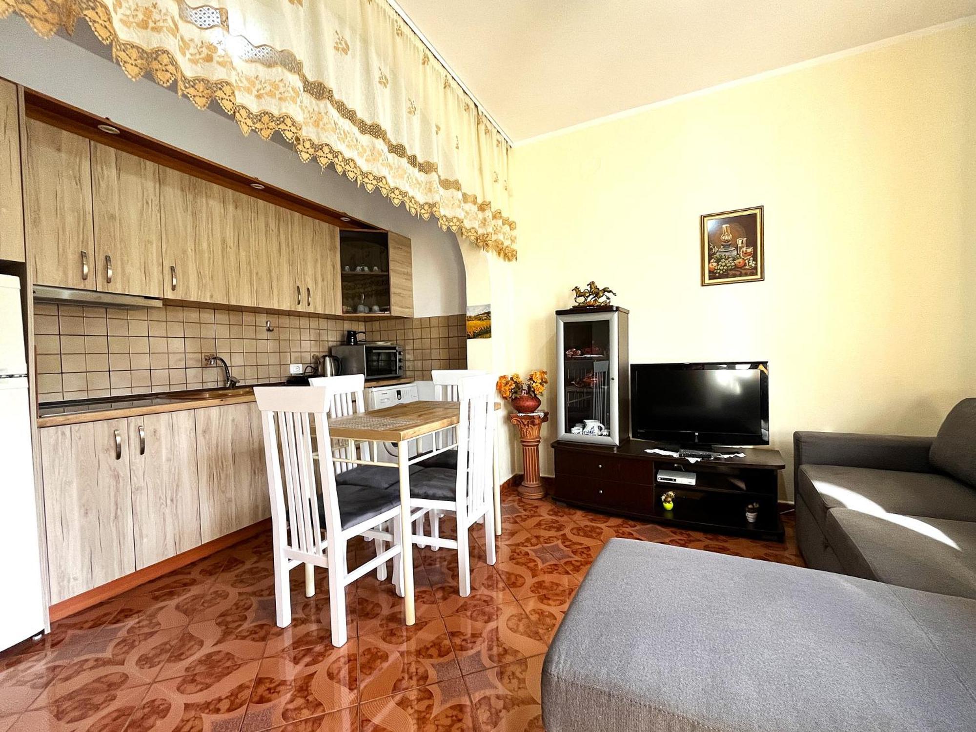 Beach & Chill Apartments Vlore Luaran gambar