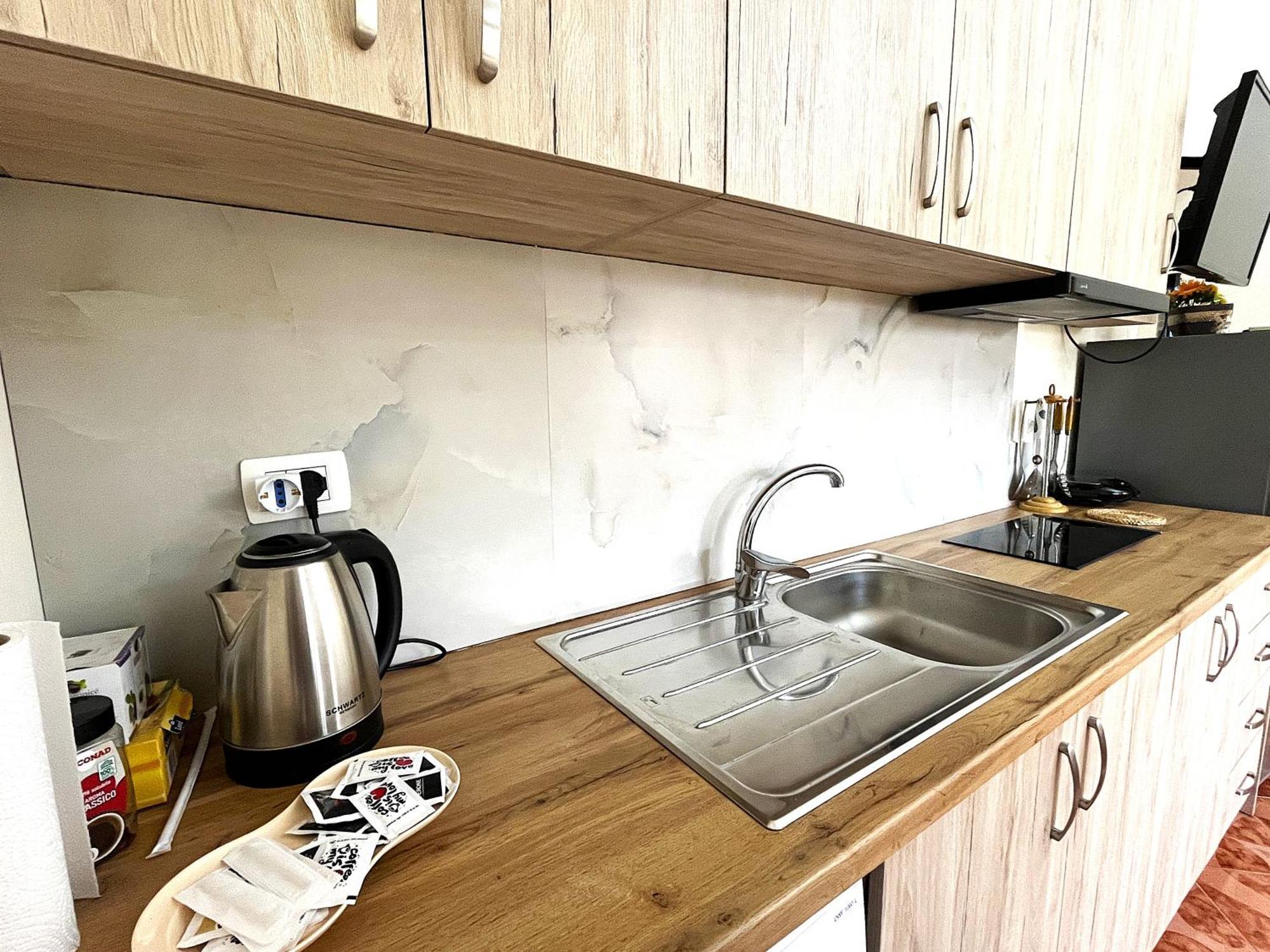 Beach & Chill Apartments Vlore Luaran gambar